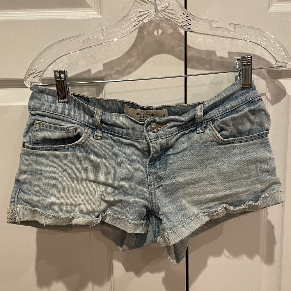 Light denim Abercrombie and Fitch jeans